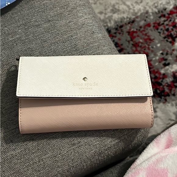 Kate Spade White and Pink Women's Wallet - Picture 1 of 3